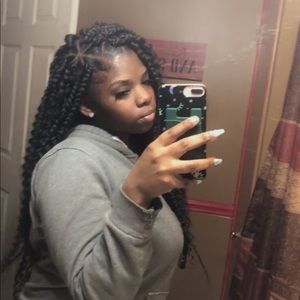 Meet your Posher, Destiny